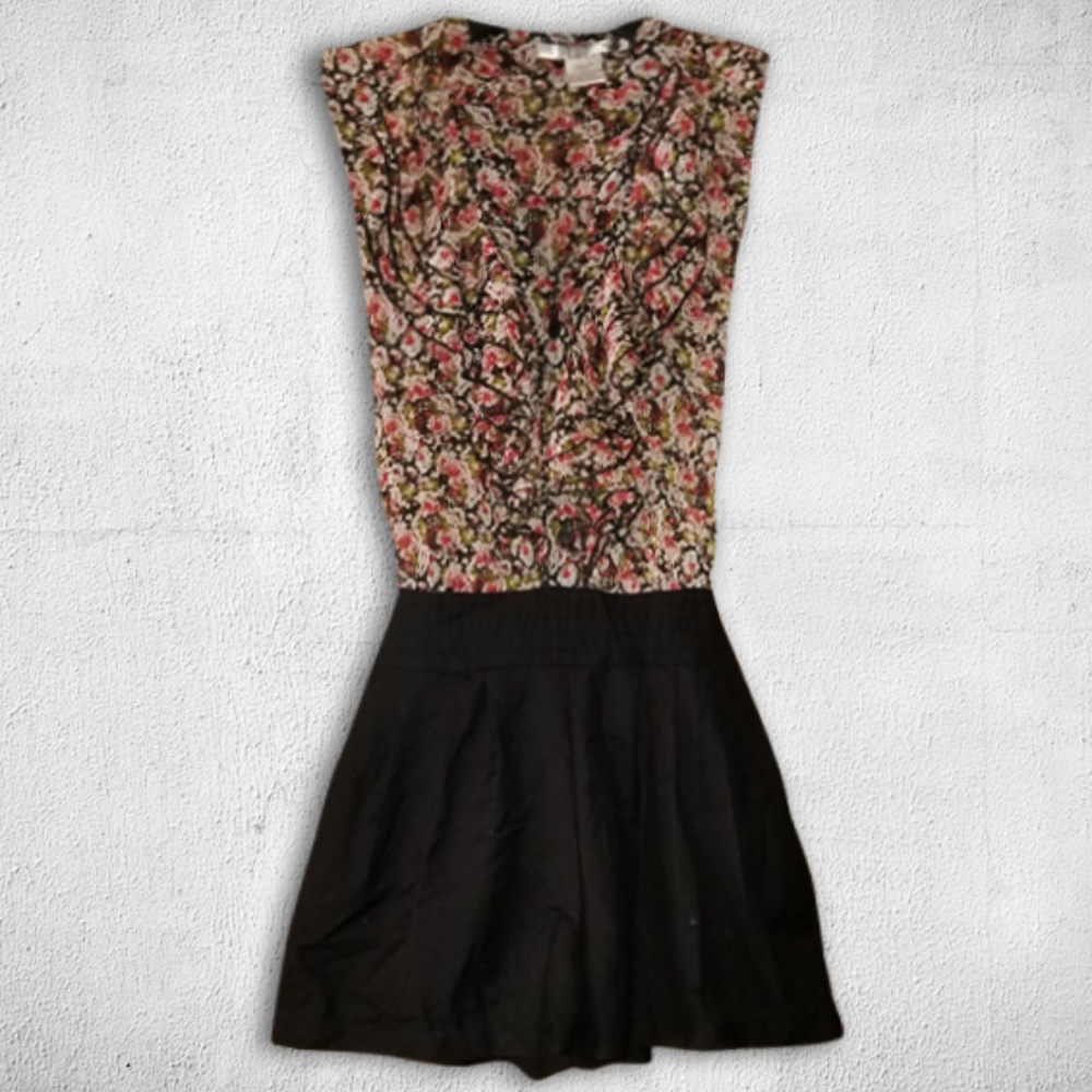 Romper Sleeveless w/Black Shorts & Floral Top
